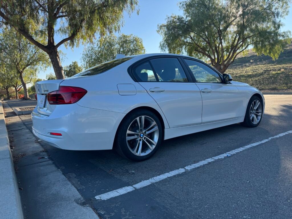 2018 BMW 320i