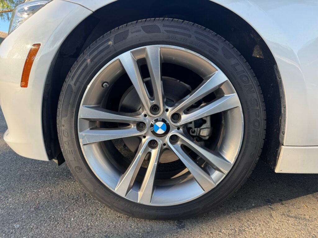 2018 BMW 320i