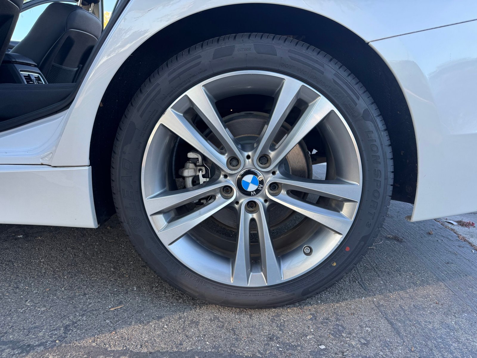 2018 BMW 320i