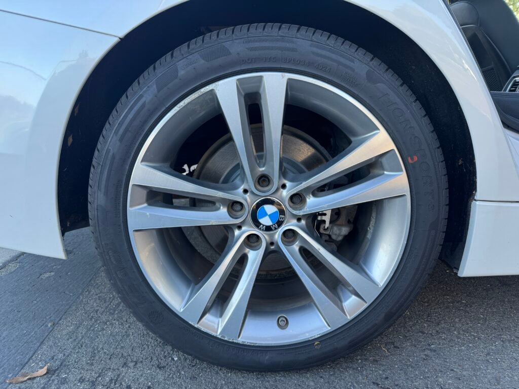 2018 BMW 320i