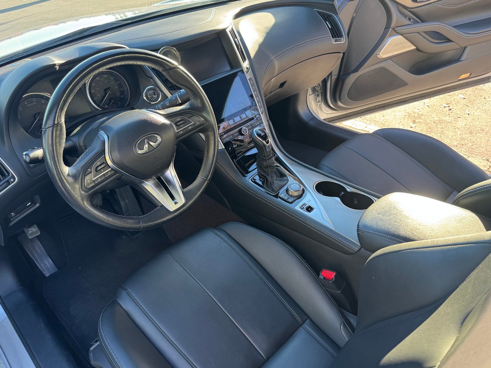 2018 Infiniti Q60 3.0T Luxe