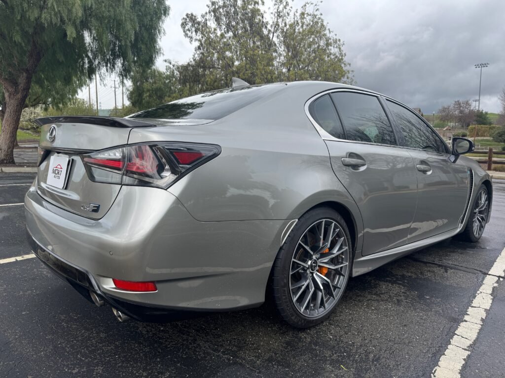 2016 Canadian Lexus GSF