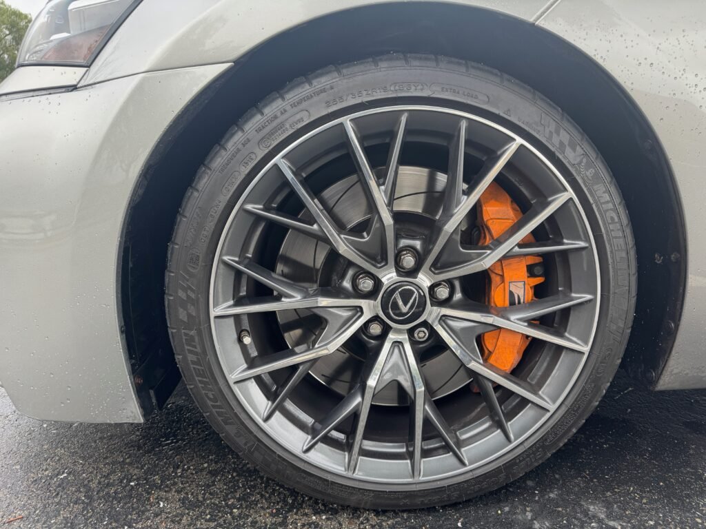 2016 Canadian Lexus GSF