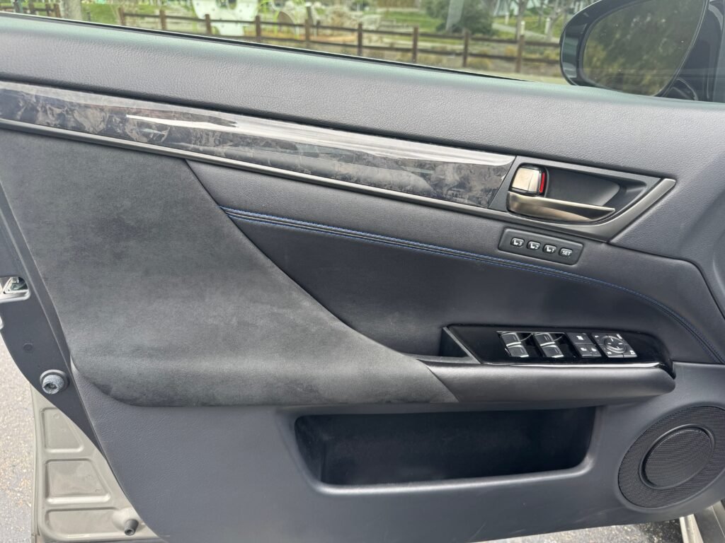 2016 Canadian Lexus GSF