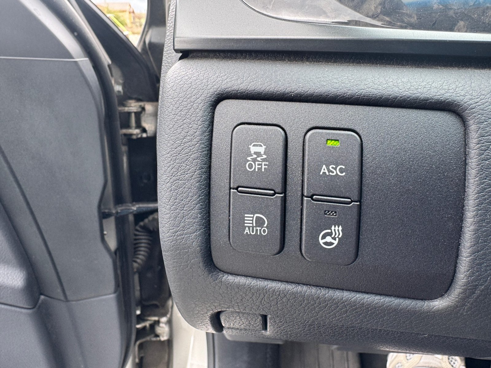 2016 Canadian Lexus GSF