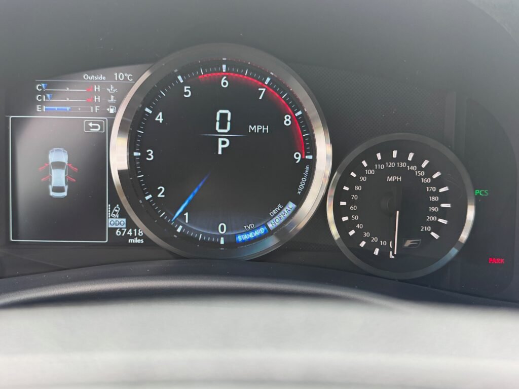 2016 Canadian Lexus GSF