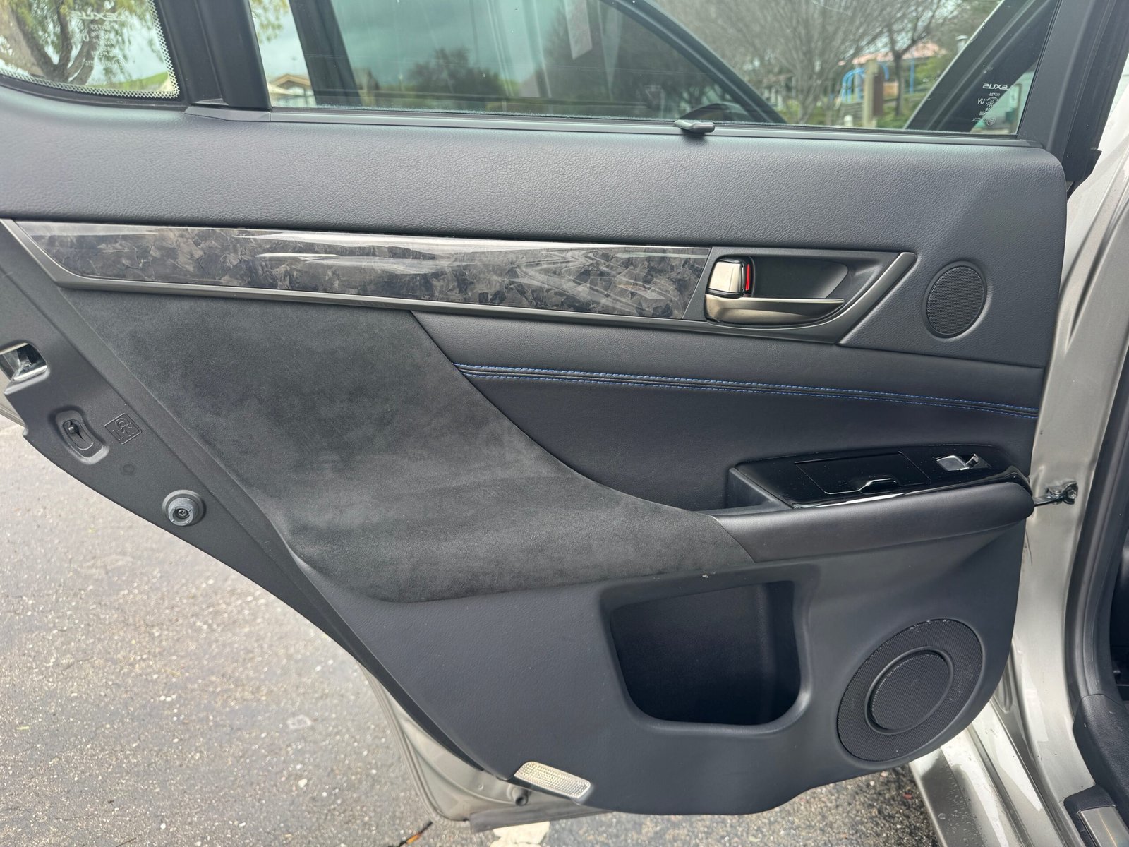 2016 Canadian Lexus GSF