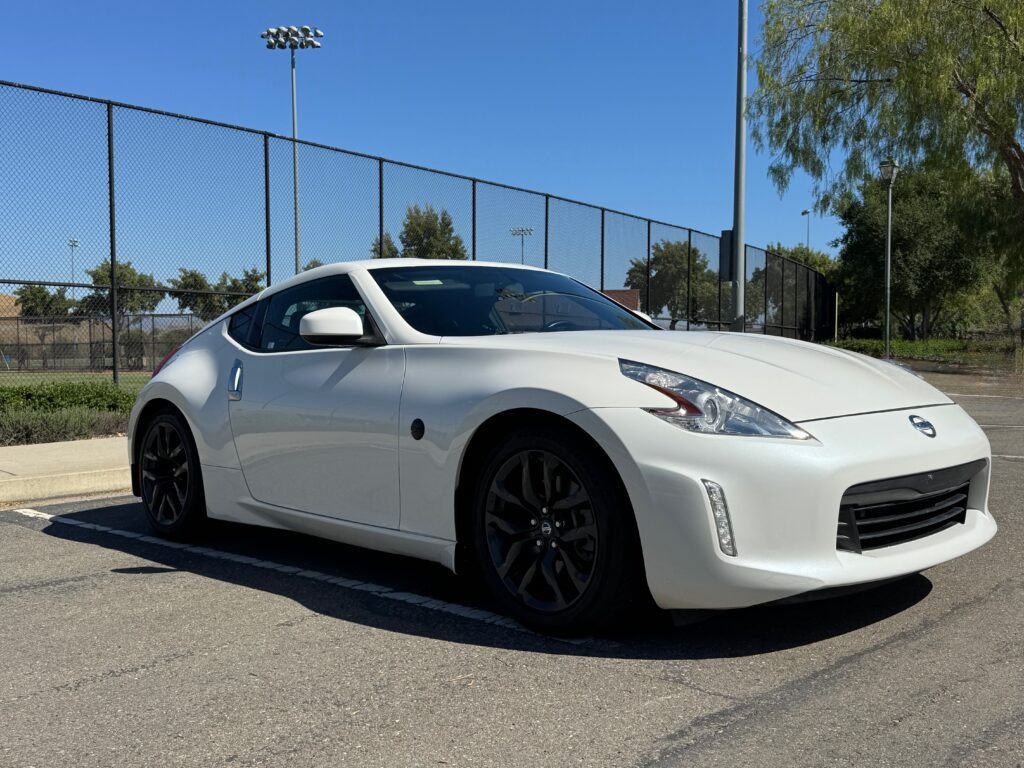 2016 Nissan 370Z Manual