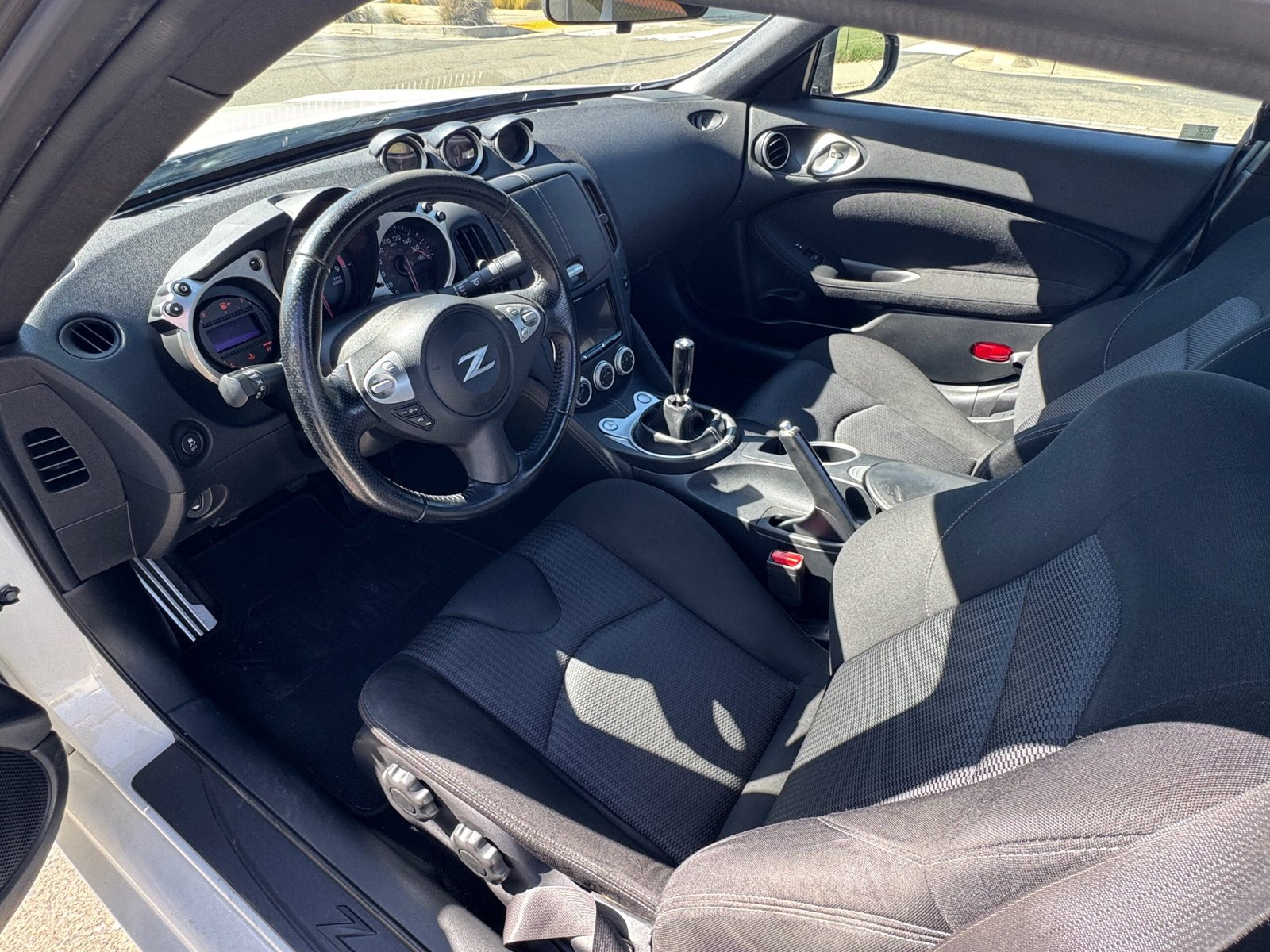 2016 Nissan 370Z Manual