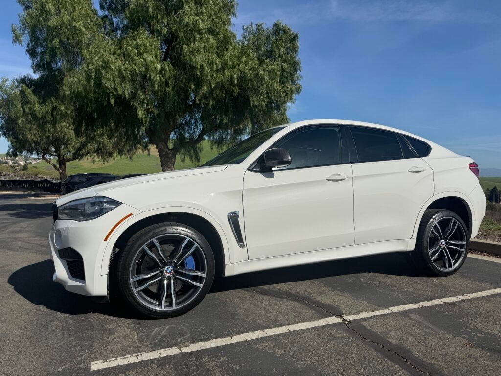 2016 BMW X6M