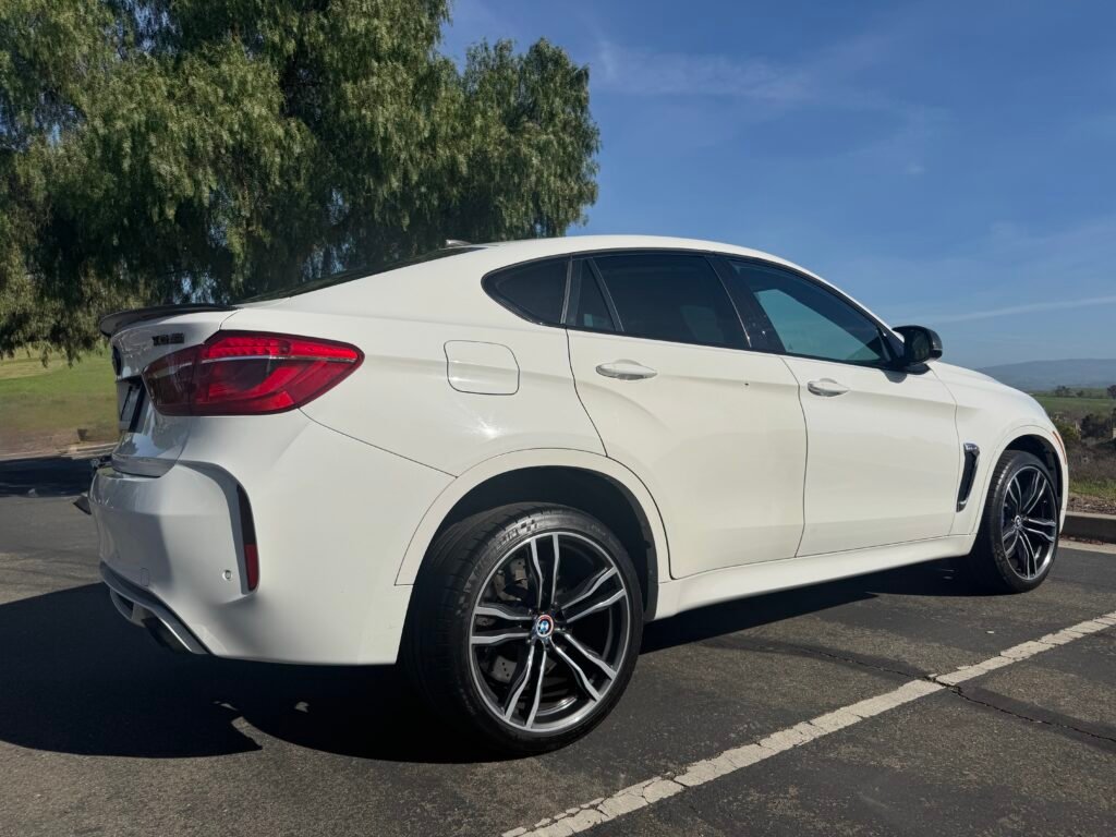 2016 BMW X6M