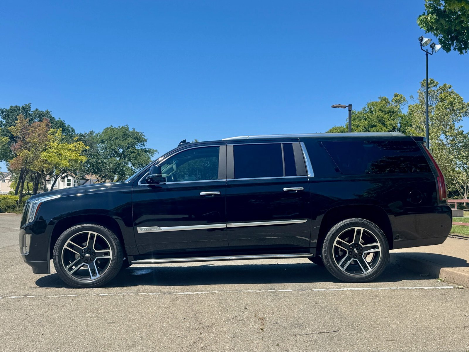 2022 Cadillac Escalade ESV