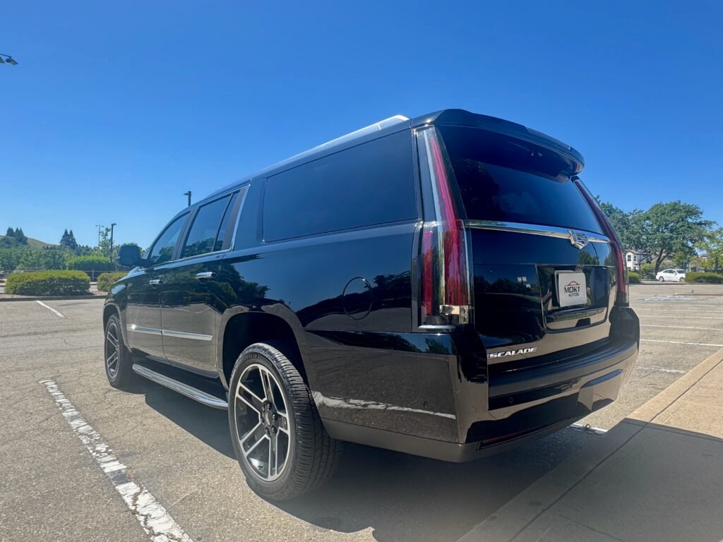 2022 Cadillac Escalade ESV