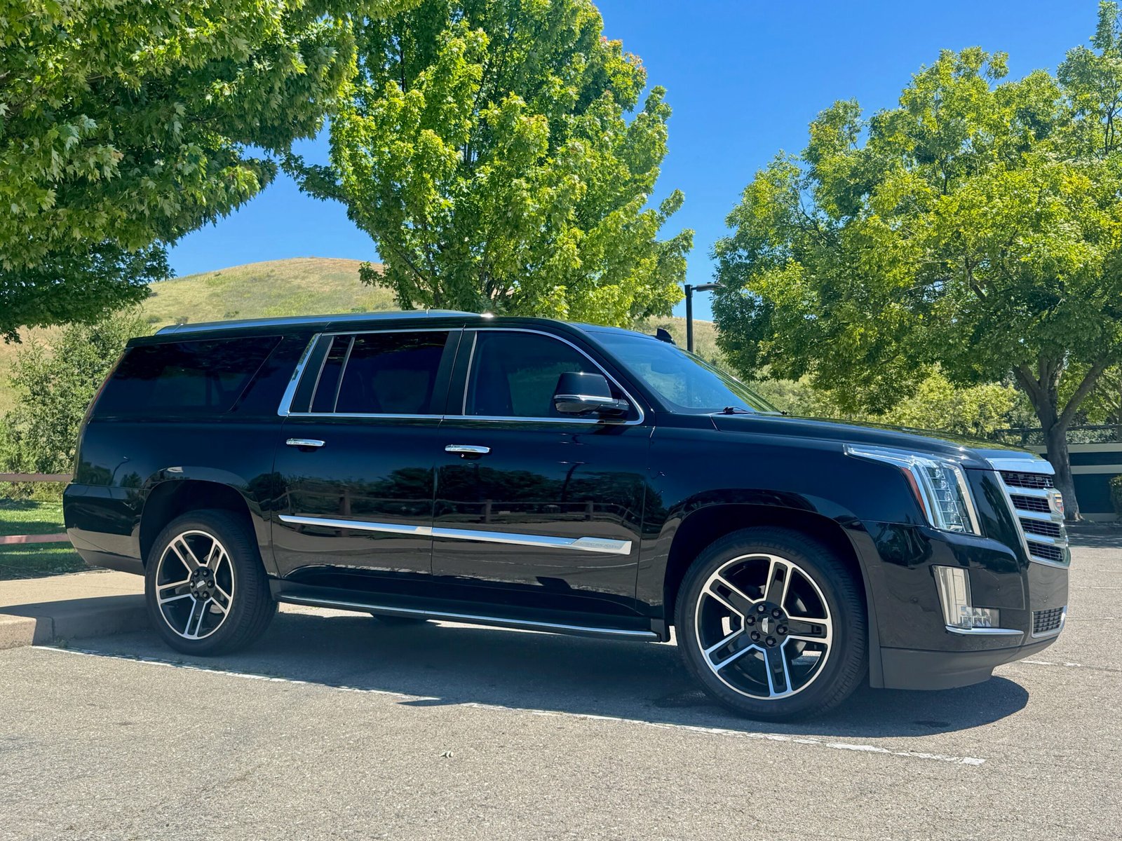 2022 Cadillac Escalade ESV