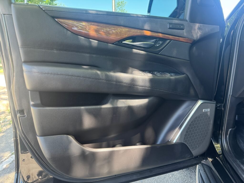 2022 Cadillac Escalade ESV